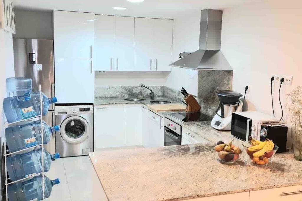 Piso Amplio En El Centro ¡ofertas Para Familias! Valencia