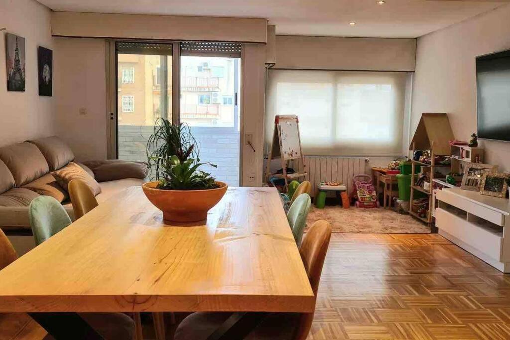 Piso Amplio En El Centro ¡ofertas Para Familias! Apartamento *
